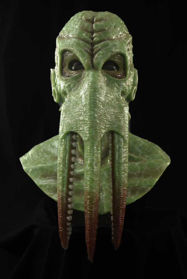 Deep Spawn Silicone Mask - Green